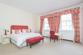 3 bedroom Property t...